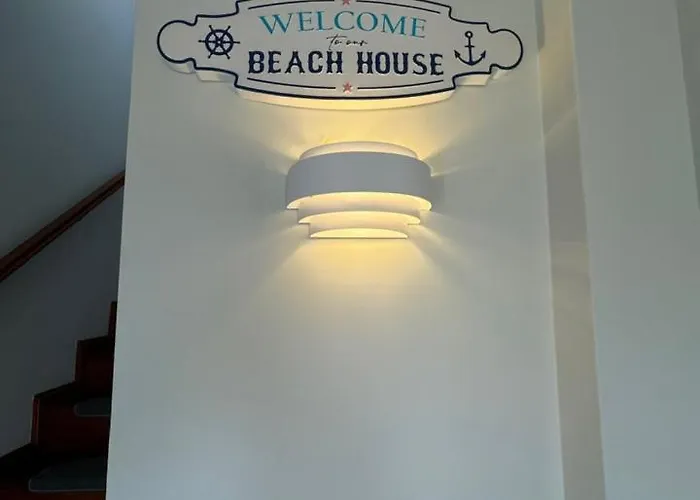 Дом отдыха 200m - Train Station Barrinha House & Pool *