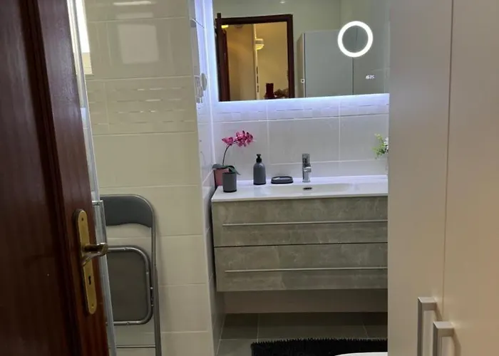 200m - Train Station Barrinha House & Pool *