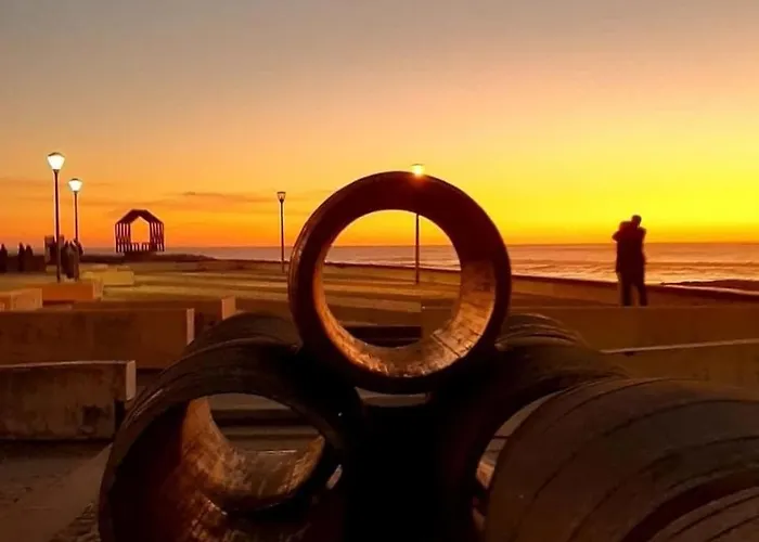 Дом отдыха 200m - Train Station Barrinha House & Pool *