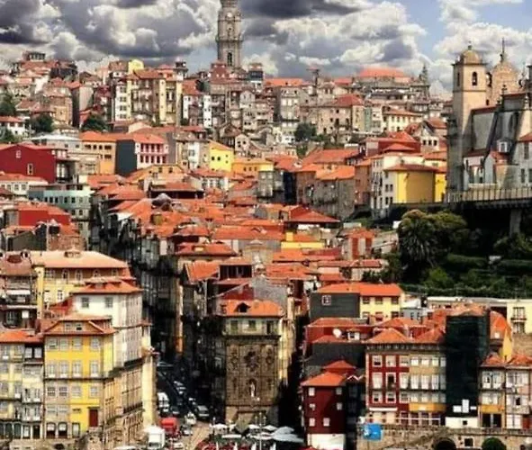 200m - Train Station Barrinha House & Pool * Эшмориш